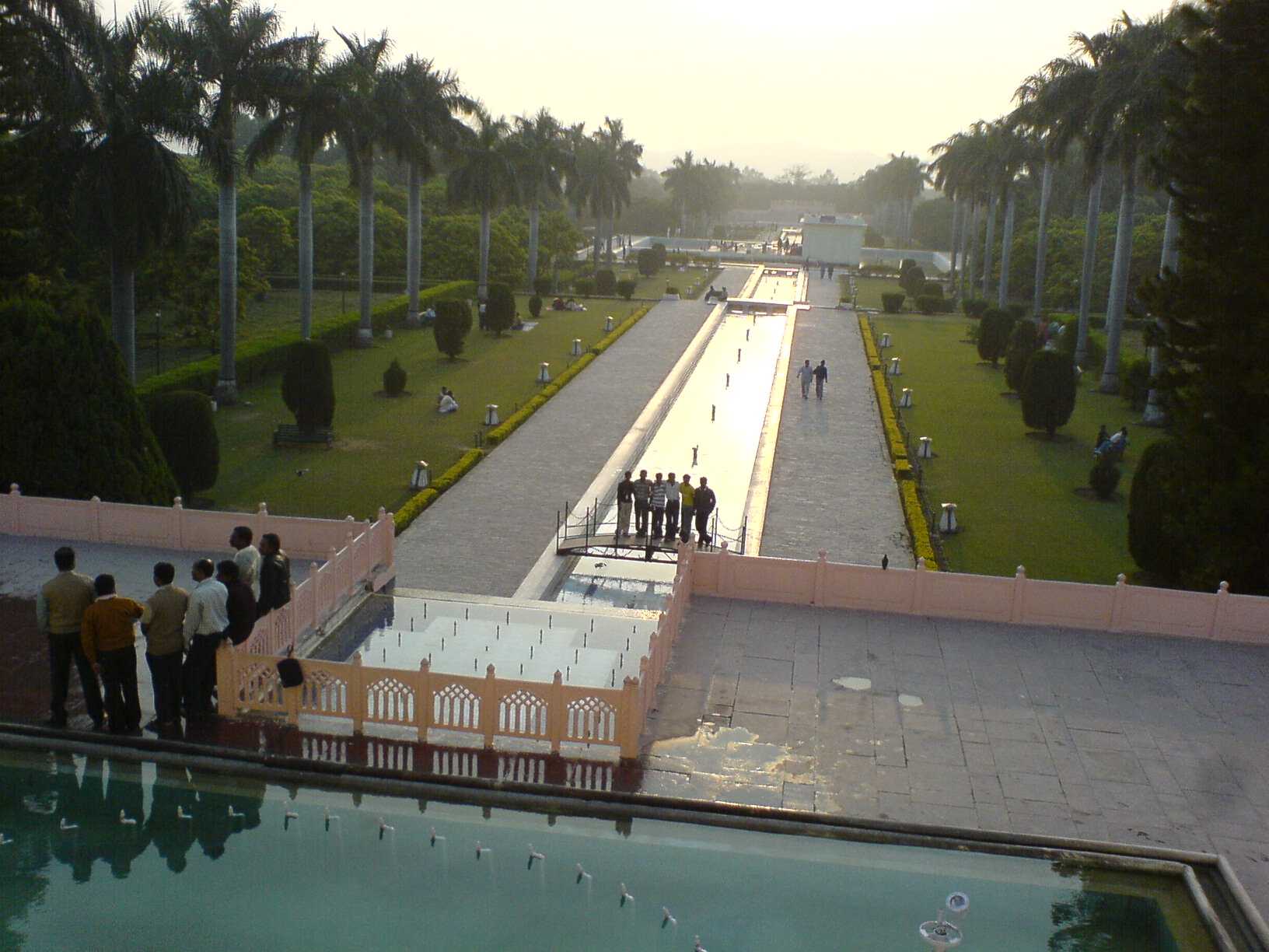 Pinjore (Yadavindra) Gardens, Panchkula — Faridabad to Panchkula taxi | EZPZ Cabs