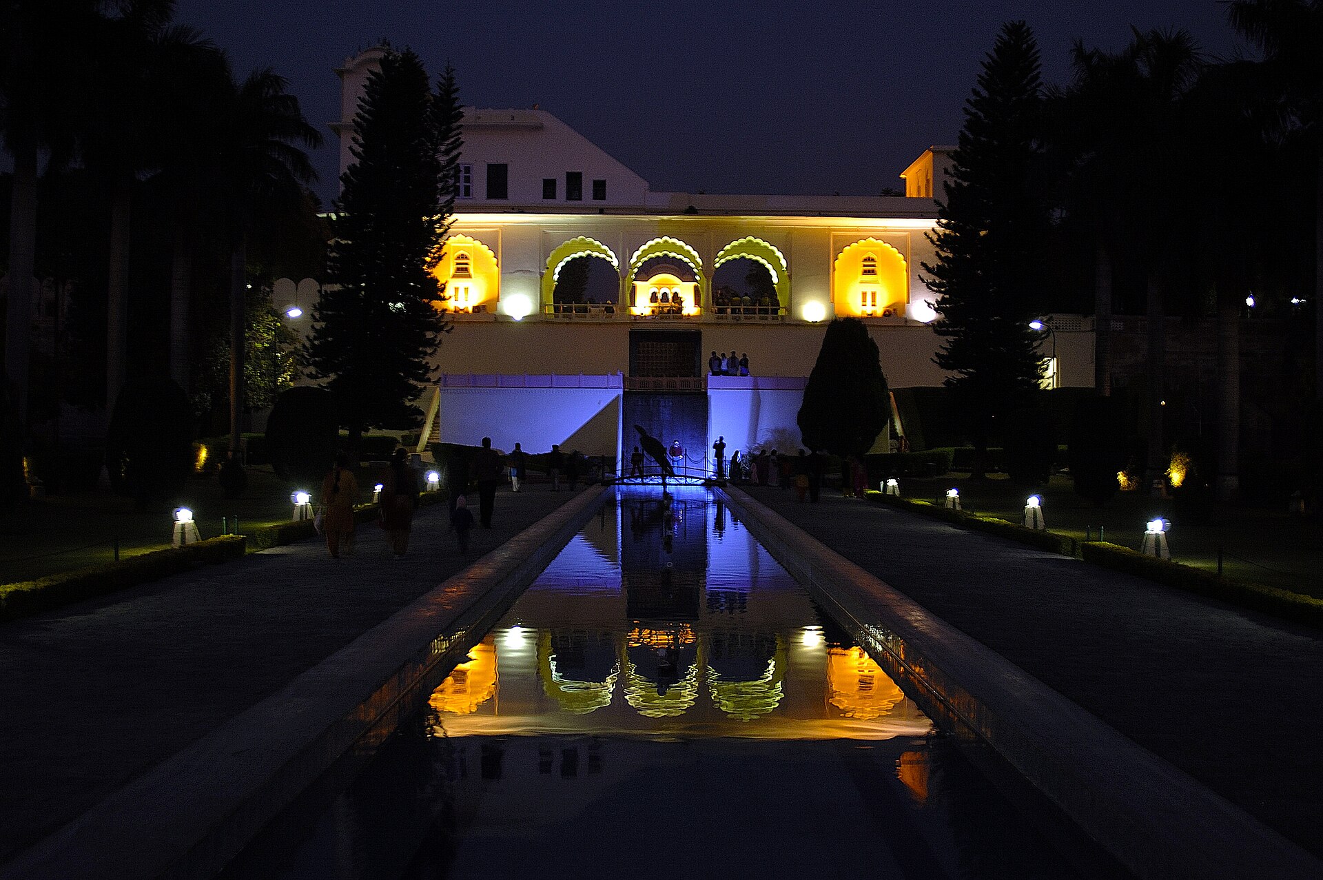 Pinjore Gardens by night, Panchkula — Faridabad to Panchkula taxi | EZPZ Cabs